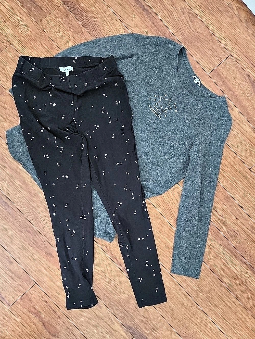 Women's Reitman's Black & Gray Printed Matching Pajama Set Like New